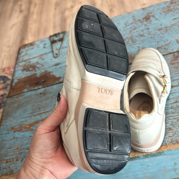 Tod’s White Leather Buckle Detail Sneakers Size 6.5 - Picture 10 of 12